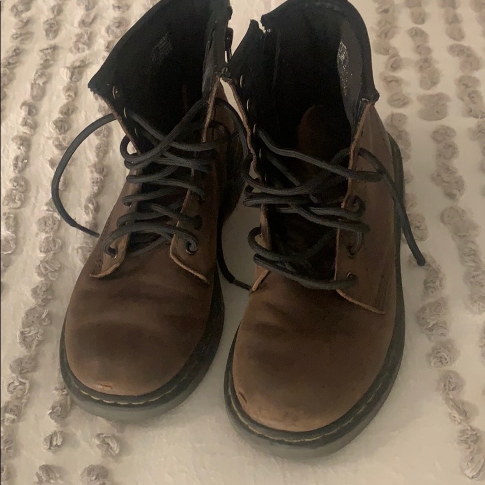 Kids Dr Martens brown SIZE 2